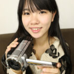 素人娘かなこちゃんの舌・口内自撮り