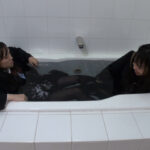 真冬の制服入浴