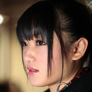 なな第二弾！マン毛とトロマンを観察＆ディルド挿入！