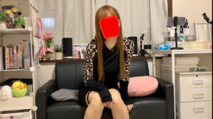 電気アンマ、金蹴り、足責めで超有名な”X女王様”