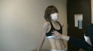貧乳ジムインストラクター 屈辱拘束身体測定