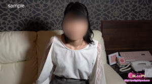 文系女子大生の朝一濃厚小便飲尿初体験の記録