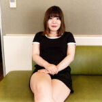 姉御風な女性の肛門臭を嗅ぎまくり、嗅がせまくる。