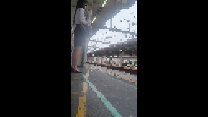 黒髪美人OL...終始抵抗無しのOK娘