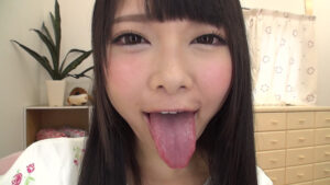 舌・口内自撮り なつめ愛莉ちゃん＆篠崎みおちゃん