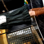 みくちゃんのコスプレブーツでカブトムシCRUSH VOL2