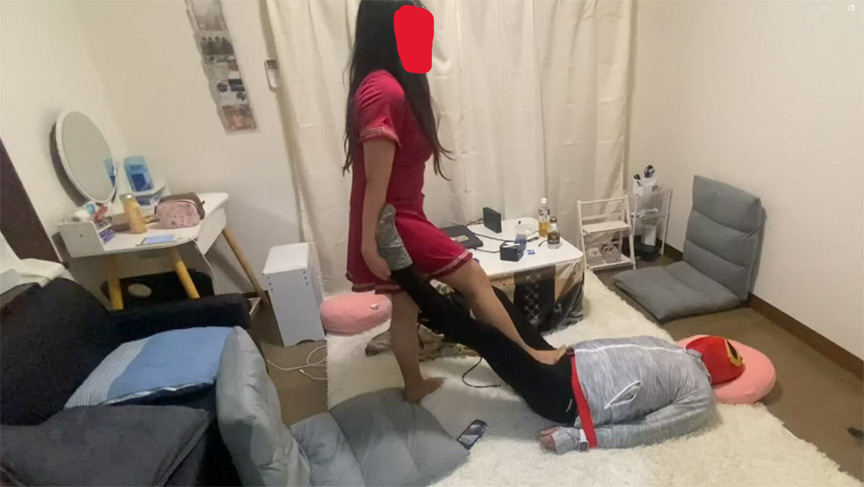 マイちんゲール事珠宮さきさんの電気アンマを受ける!