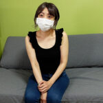 ジーンズガールの肛門臭を嗅ぎながらアナル舐め