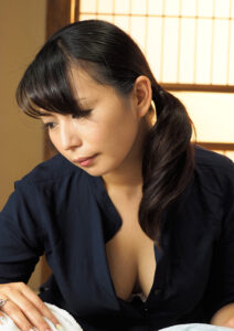 めい（35歳）たぷたぷ揺れる乳房