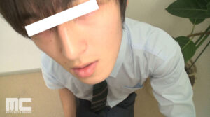 色白ツル肌美少年瑛士がSっ気を出し責める！