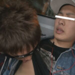 イケメン一樹がバスの後部座席でスマホ片手にオナニー！