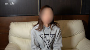 可愛い彼女にドSに飲ませる!