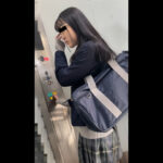 男慣れしていない優等生顔の文系眼鏡女学生…