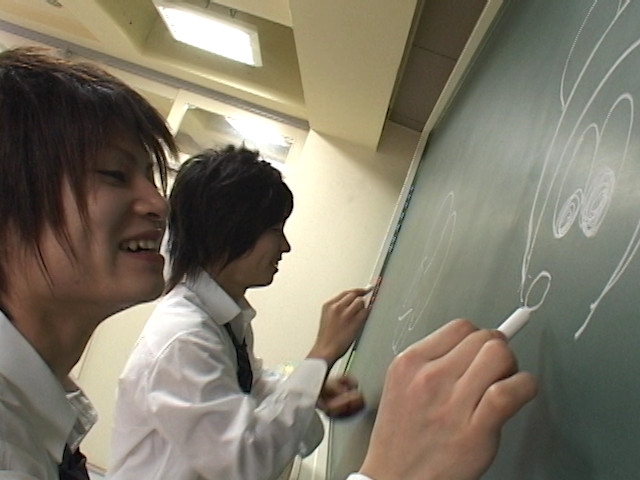 禁断の学園性活 -ジャニ系生徒2人とイケメン先生との3P-