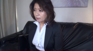 GAPE アナルを破壊調○される変態主婦 東城佳苗