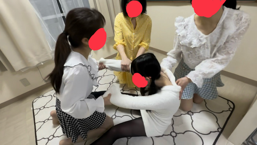 みーなちゃんに3人がかりで電気アンマ&くすぐりの刑