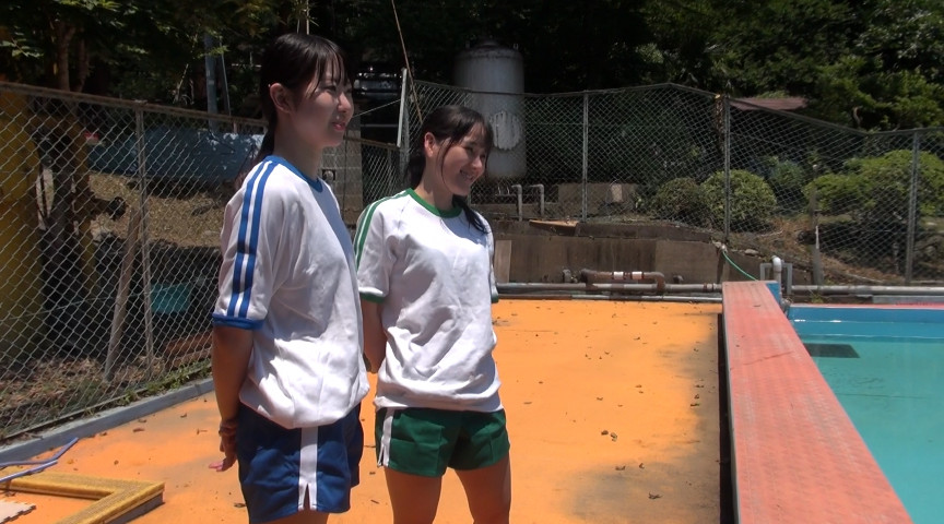 プール開き前の秘め事