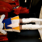 カラーガード隊めいちゃんの白ブーツでクワガタCRUSH