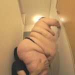 狭い場所での巨女○○○