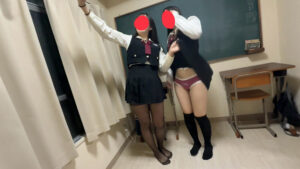 あのりおなちゃんが教室でみーなちゃんに電気アンマ