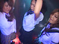 女子○生週末クラブで狂乱ダンス！