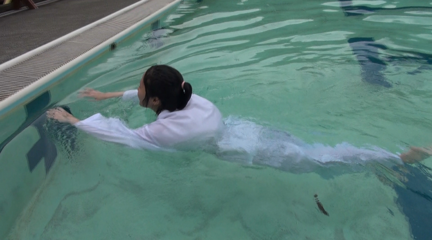 三つ巴部活着水泳