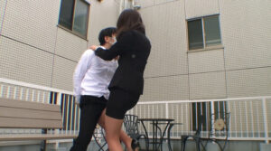 OLの日常 金蹴り手コキ○○発射編 Mr. Suh Cam Version.